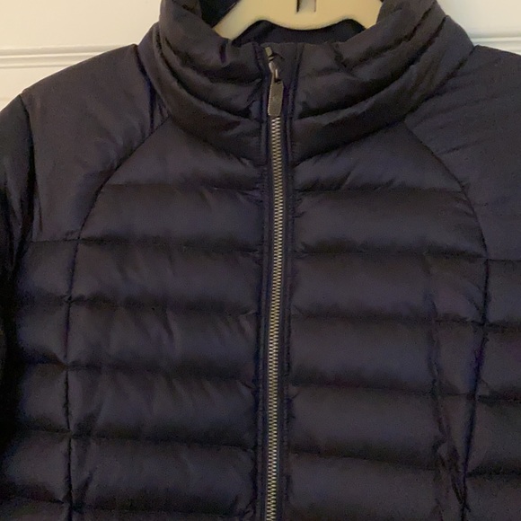 Lululemon - Picture 2 of 6